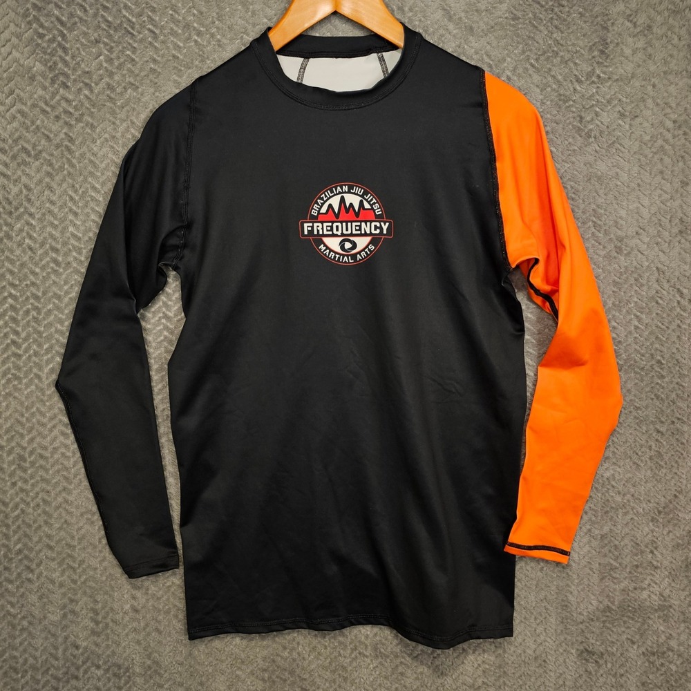 Gameness BJJ Frequency Martial Arts Rash Guard Mens Medium Black Orange Long Slv